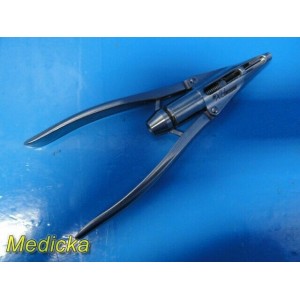 https://www.themedicka.com/11222-125010-thickbox/stryker-64-40494-craniofix-2-applying-forceps-neurosurgical-26384.jpg