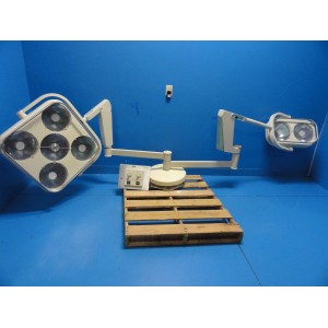 https://www.themedicka.com/1129-12122-thickbox/castle-sybron-surgical-light-system-ceiling-mount-or-light-w-control-box10343.jpg