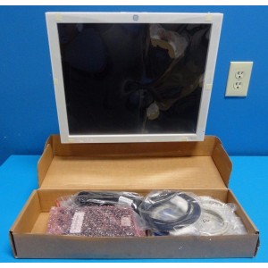 https://www.themedicka.com/1190-12829-thickbox/ge-use1913a-p-n-2025280-003-19-inch-lcd-medical-display-w-all-cables-11823.jpg