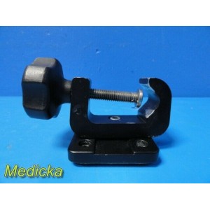 https://www.themedicka.com/11968-133451-thickbox/alaris-pc-model-8015-infusion-pump-pole-clamp-w-4x-screws-26861.jpg