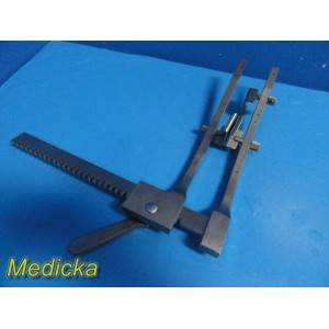 https://www.themedicka.com/13410-150118-thickbox/codman-50-8069-ankeney-sternal-retractor-w-three-blades-adult-28015.jpg