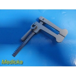 https://www.themedicka.com/13472-150806-thickbox/v-mueller-ch-1260-finochietto-rib-spreader-aluminum-arms-blades-28086.jpg