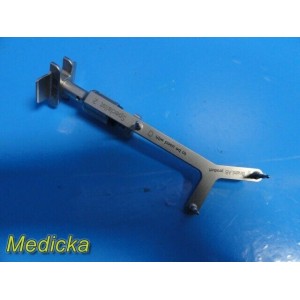 https://www.themedicka.com/13875-155407-thickbox/brainlab-0934-05-015-52576-ci-specialist-2-cutting-block-adapter-28243.jpg