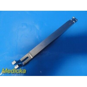 https://www.themedicka.com/16969-200318-thickbox/synthes-32907-bending-iron-for-27mm-35mm-reconstruction-plates-31579.jpg