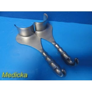 https://www.themedicka.com/20978-251843-thickbox/v-mueller-gl481-right-gl482-left-de-lee-universal-retractor-set-35606.jpg