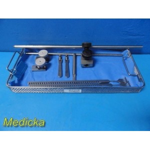 https://www.themedicka.com/21911-266984-thickbox/pilling-cat-341100-strong-t-bar-table-mounted-retractor-system-w-tray-37136.jpg