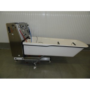 https://www.themedicka.com/2238-23458-thickbox/arjo-century-type-079500-01-patient-tub-hospital-tub-w-extras-3911.jpg