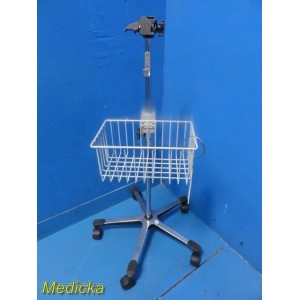 https://www.themedicka.com/22548-277344-thickbox/verathon-glidescope-cobalt-avl-monitor-video-monitor-ergo-stand-w-basket-36395.jpg