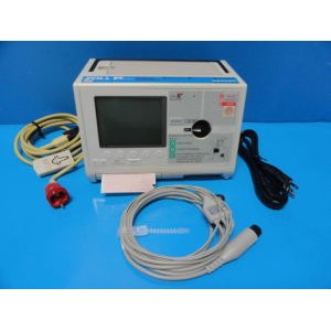 https://www.themedicka.com/2404-25256-thickbox/zoll-medical-m-series-biphasic-defibrillator.jpg