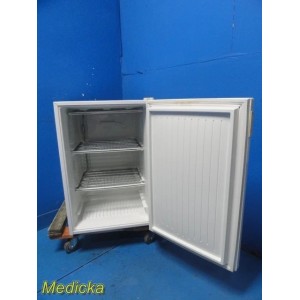 https://www.themedicka.com/24408-304263-thickbox/sears-compact-upright-freezer-model-5649235011-lab-office-hose-works38416.jpg