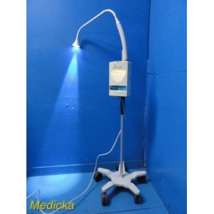https://www.themedicka.com/24540-306586-thickbox/ge-giraffe-spot-pt-lite-neonatal-phototherapy-light-on-gcx-mobile-stand-38950.jpg
