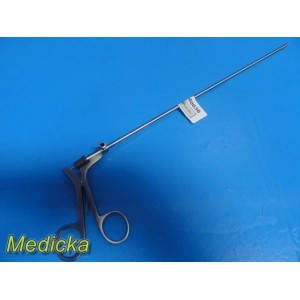 https://www.themedicka.com/25764-327983-thickbox/olympus-a5693-laparoscopic-needle-holder-5-mm-33-cm-40636.jpg
