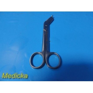 https://www.themedicka.com/26096-332833-thickbox/aesculap-bc862r-bandage-scissors-7-lister-angled-blunt-tip-ss-33070.jpg