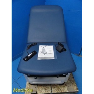 https://www.themedicka.com/26329-336060-thickbox/2024-umf-3002-fusionone-power-exam-table-twilight-blue-w-stirrups-pan37007.jpg