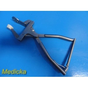 https://www.themedicka.com/26475-337998-thickbox/stryker-howmedica-3182-1000-scorpio-patellar-clamp-assembly-instrument-40809.jpg