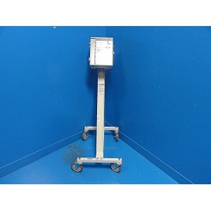 https://www.themedicka.com/3720-38905-thickbox/impact-uni-vent-series-eagle-754-transport-ventilator-w-816-mobile-cart-14665.jpg