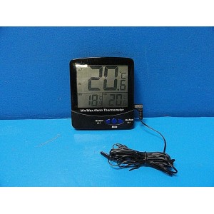 https://www.themedicka.com/5321-57147-thickbox/lab-thermco-ch4148-large-digit-triple-display-digital-thermometer-17192.jpg